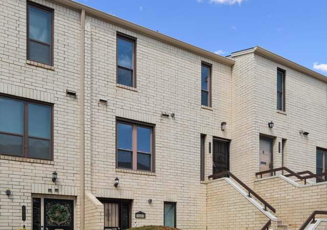Photo of 2811 31st Pl NE #2811, Washington, DC 20018