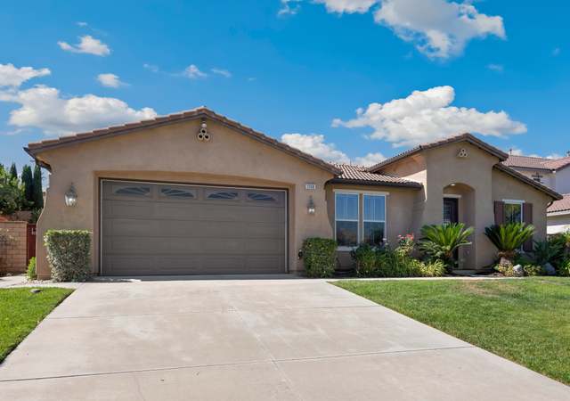 Photo of 1150 Waterleaf Way, Corona, CA 92882