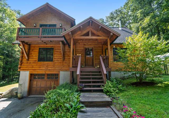 Photo of 138 Chocolog Rd, Uxbridge, MA 01569