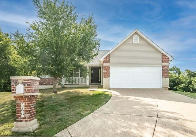 Photo of 369 Pearson Ct, St Charles, MO 63304