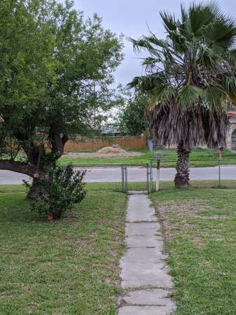Property at 148 N Rife St, Aransas Pass, TX 78336, 2 beds, 2 baths
