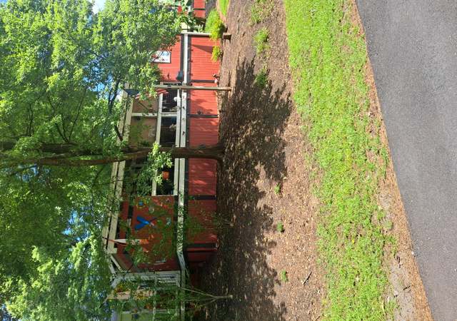 Property at 215 Newbury Cir, Westminster, SC 29693, 1 bed, 1 bath