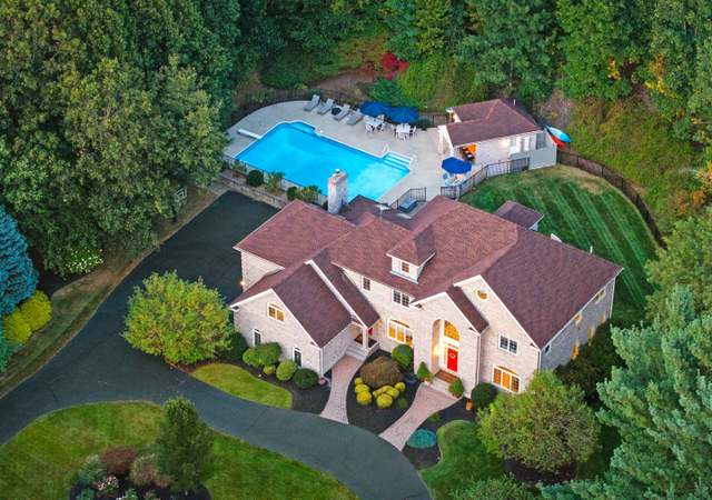 Property at 29 Coppermine Rd, Topsfield, MA 01983, 5 beds, 5 baths