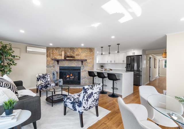 Property at 59 Old Albany Post Rd, Ossining, NY 10562, 3 beds, 3 baths