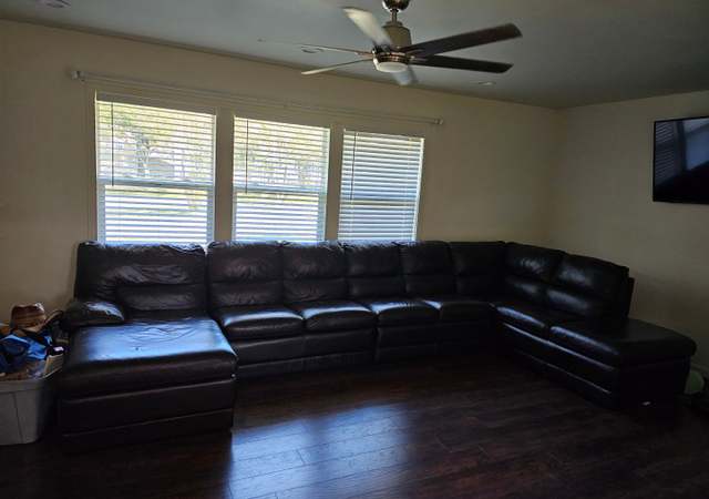 Property at 3526 Elm Dr, Dickinson, TX 77539, 3 beds, 2 baths