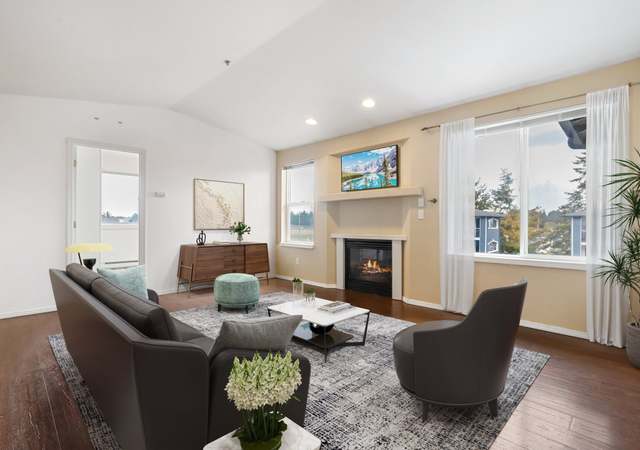 Property at 300 N Oak Harbor St Unit C302, Oak Harbor, WA 98277, 3 beds, 2 baths